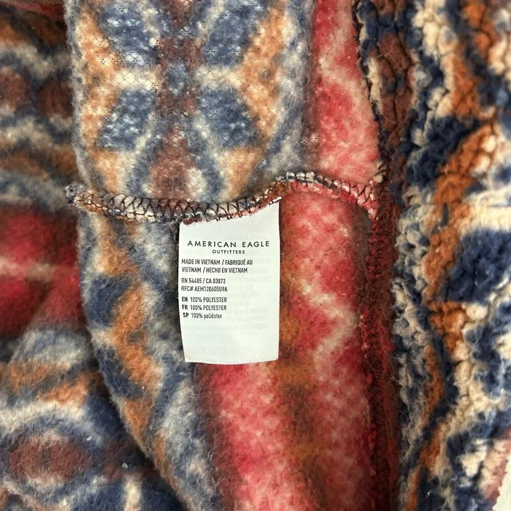 American Eagle Sweater Womens S Red Aztec Plush Sherpa Fleece‎ 1/4 Zip Pullover